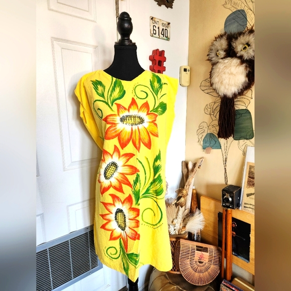 Vintage hand painted dress - Picture 1 of 5